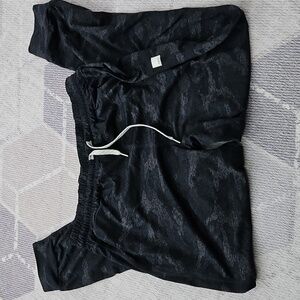 Vuori Camo Performance Joggers - small